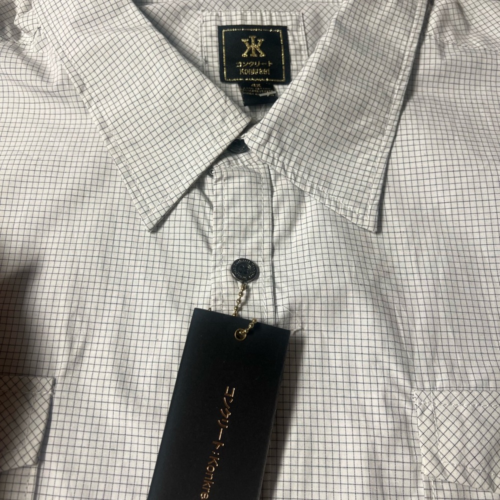 White Casual Button Down Shirt with Subtle Checkered Pattern and Pointed Collar